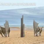 Prázdninový dům Pti Nel, Charmante Maison 100 M D 'asnelles Au Coeur Des Plages Du Debarquement Proche Arromanches Et Bayeux , Jardin, Terrasse En Bois Amenagee, Parking, Commerces Et Restaurants A 10 Mn A Pied