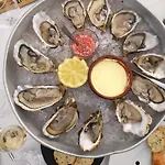 Pti Nel, Charmante Maison 100 M D 'asnelles Au Coeur Des Plages Du Debarquement Proche Arromanches Et Bayeux , Jardin, Terrasse En Bois Amenagee, Parking, Commerces Et Restaurants A 10 Mn A Pied