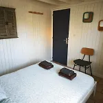 Prázdninový dům Pti Nel, Charmante Maison 100 M D 'asnelles Au Coeur Des Plages Du Debarquement Proche Arromanches Et Bayeux , Jardin, Terrasse En Bois Amenagee, Parking, Commerces Et Restaurants A 10 Mn A Pied