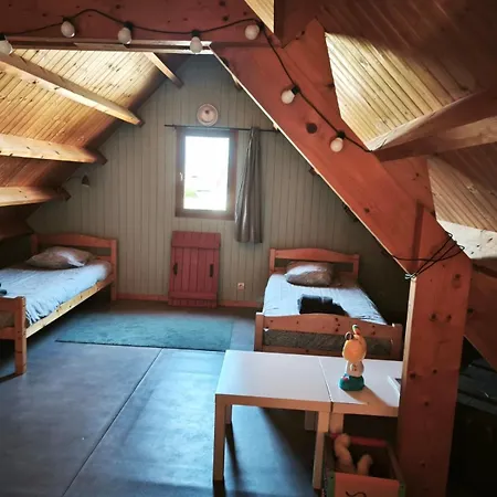 Pti Nel, Charmante Maison 100 M D 'asnelles 3 Chambres, Belle Piece De Vie, Au Coeur Des Plages Du Debarquement Proche Arromanches Et Bayeux , Jardin, Terrasse En Bois Amenagee, Parking Privatif, Commerces Et Restaurants A 10 Mn A Pied * Asnelles