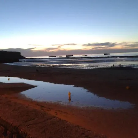 Pti Nel, Charmante Maison 100 M D 'asnelles Au Coeur Des Plages Du Debarquement Proche Arromanches Et Bayeux , Jardin, Terrasse, Parking, Commerces Et Restaurants A 10 Mn A Pied Ferienhaus Asnelles