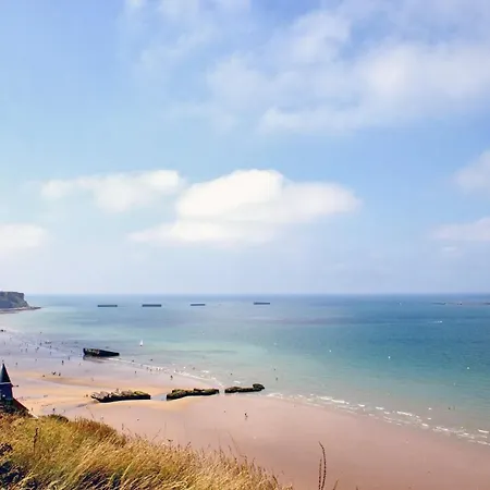 Ferienhaus Pti Nel, Charmante Maison 100 M D 'asnelles Au Coeur Des Plages Du Debarquement Proche Arromanches Et Bayeux , Jardin, Terrasse, Parking, Commerces Et Restaurants A 10 Mn A Pied Asnelles