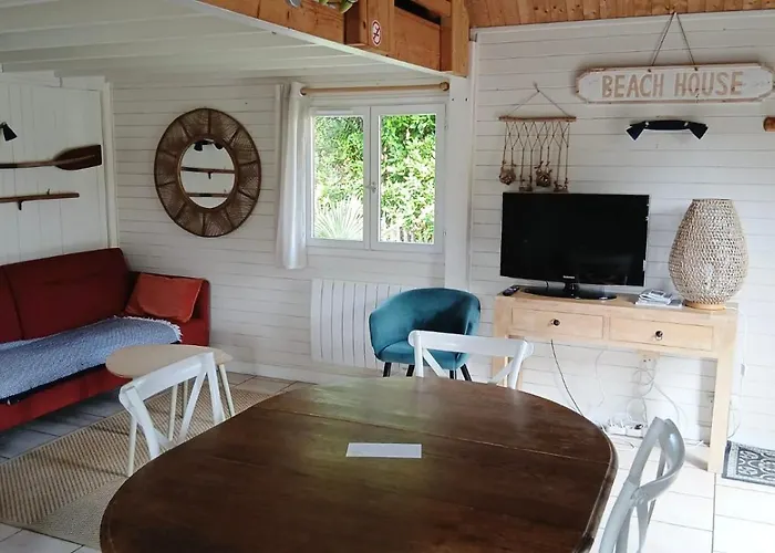 Pti Nel, Charmante Maison 100 M D 'asnelles Au Coeur Des Plages Du Debarquement Proche Arromanches Et Bayeux , Jardin, Terrasse En Bois Amenagee, Parking, Commerces Et Restaurants A 10 Mn A Pied Asnelles