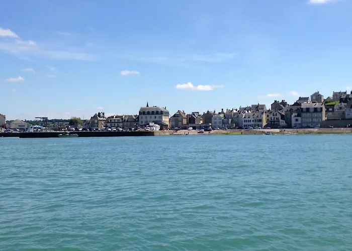 Pti Nel, Charmante Maison 100 M D 'asnelles Au Coeur Des Plages Du Debarquement Proche Arromanches Et Bayeux , Jardin, Terrasse En Bois Amenagee, Parking, Commerces Et Restaurants A 10 Mn A Pied Feriehus Asnelles