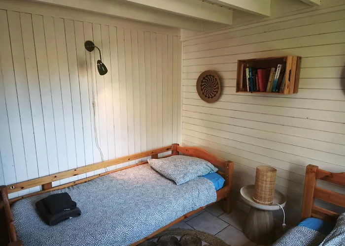 Pti Nel, Charmante Maison 100 M D 'asnelles Au Coeur Des Plages Du Debarquement Proche Arromanches Et Bayeux , Jardin, Terrasse En Bois Amenagee, Parking, Commerces Et Restaurants A 10 Mn A Pied