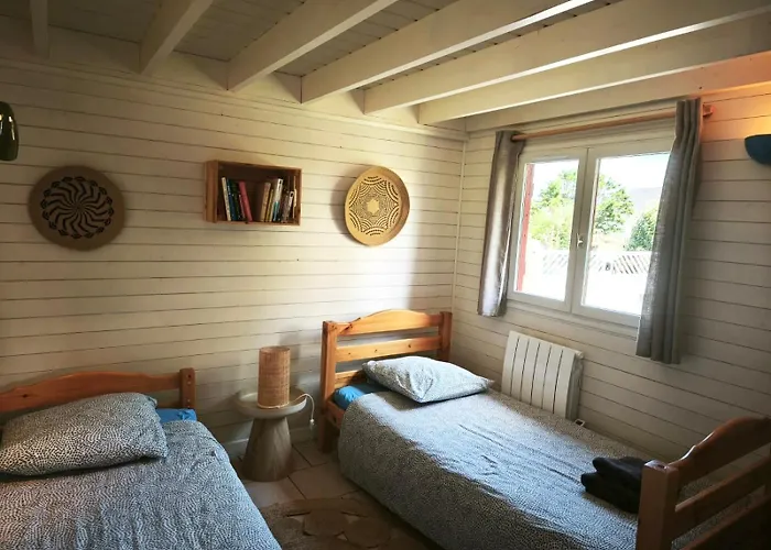 Feriehus Pti Nel, Charmante Maison 100 M D 'asnelles Au Coeur Des Plages Du Debarquement Proche Arromanches Et Bayeux , Jardin, Terrasse En Bois Amenagee, Parking, Commerces Et Restaurants A 10 Mn A Pied Asnelles