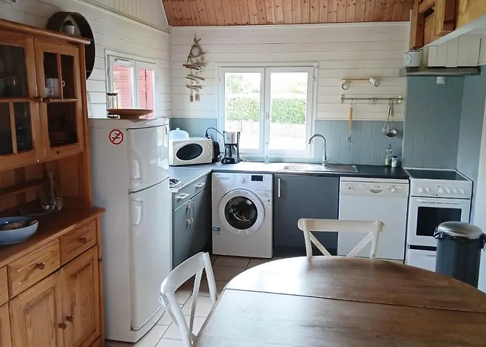 Feriehus Pti Nel, Charmante Maison 100 M D 'asnelles Au Coeur Des Plages Du Debarquement Proche Arromanches Et Bayeux , Jardin, Terrasse En Bois Amenagee, Parking, Commerces Et Restaurants A 10 Mn A Pied *