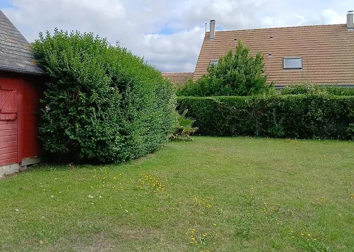 Pti Nel, Charmante Maison 100 M D 'asnelles Au Coeur Des Plages Du Debarquement Proche Arromanches Et Bayeux , Jardin, Terrasse En Bois Amenagee, Parking, Commerces Et Restaurants A 10 Mn A Pied