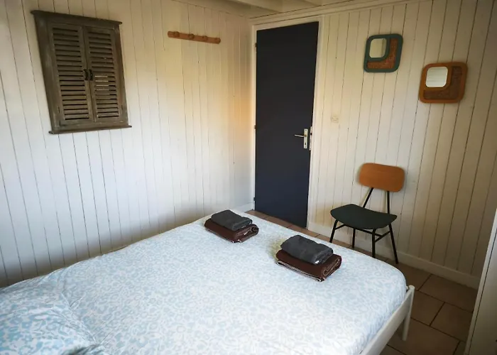 Feriehus Pti Nel, Charmante Maison 100 M D 'asnelles Au Coeur Des Plages Du Debarquement Proche Arromanches Et Bayeux , Jardin, Terrasse En Bois Amenagee, Parking, Commerces Et Restaurants A 10 Mn A Pied