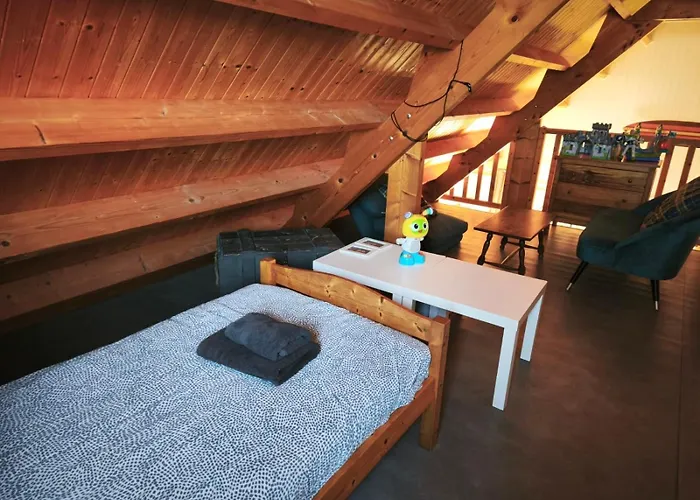 Pti Nel, Charmante Maison 100 M D 'asnelles Au Coeur Des Plages Du Debarquement Proche Arromanches Et Bayeux , Jardin, Terrasse En Bois Amenagee, Parking, Commerces Et Restaurants A 10 Mn A Pied Feriehus Asnelles