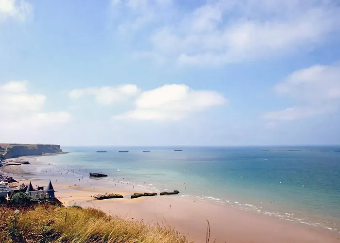Feriehus Pti Nel, Charmante Maison 100 M D 'asnelles Au Coeur Des Plages Du Debarquement Proche Arromanches Et Bayeux , Jardin, Terrasse En Bois Amenagee, Parking, Commerces Et Restaurants A 10 Mn A Pied Asnelles