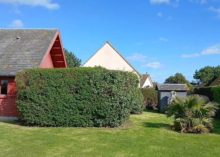 Feriehus Pti Nel, Charmante Maison 100 M D 'asnelles Au Coeur Des Plages Du Debarquement Proche Arromanches Et Bayeux , Jardin, Terrasse En Bois Amenagee, Parking, Commerces Et Restaurants A 10 Mn A Pied