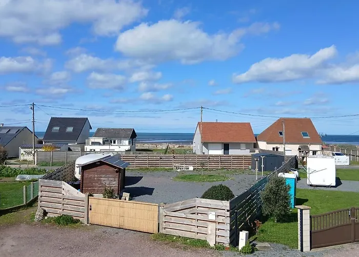 Feriehus Pti Nel, Charmante Maison 100 M D 'asnelles Au Coeur Des Plages Du Debarquement Proche Arromanches Et Bayeux , Jardin, Terrasse En Bois Amenagee, Parking, Commerces Et Restaurants A 10 Mn A Pied Asnelles